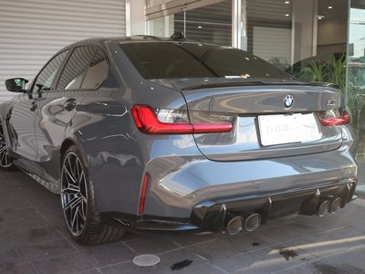 BMW M3 SEDAN - 2