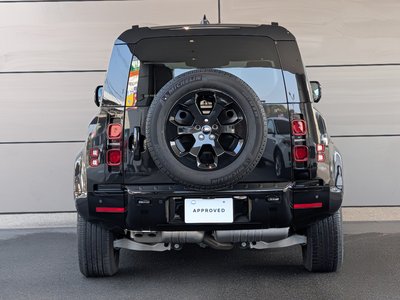 LAND ROVER DEFENDER - 5