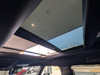 LAND ROVER DEFENDER - 8