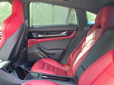 PORSCHE PANAMERA - 7