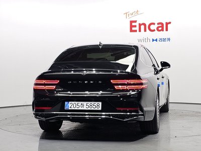 GENESIS G80 (RG3) - 3