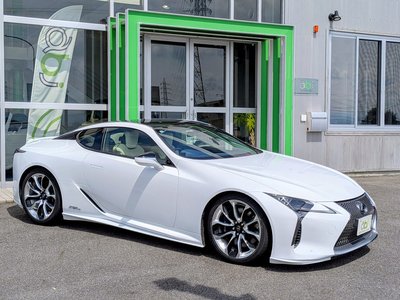 صورة 3 لـ 2017 Lexus LC