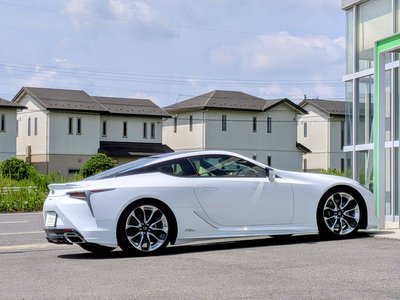 2017 Lexus LC — фото 32