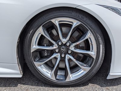 2017 Lexus LC — фото 13