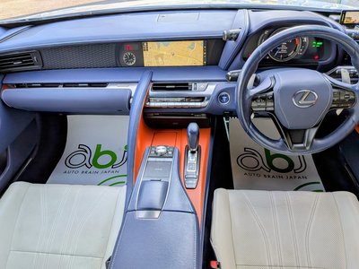 2017 Lexus LC — фото 40