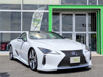 صورة 2 لـ 2017 Lexus LC