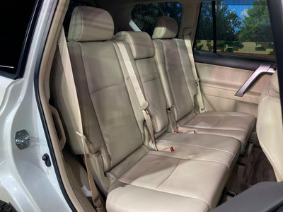 TOYOTA LAND CRUISER PRADO - 9