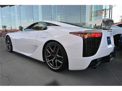 LEXUS LFA - 4
