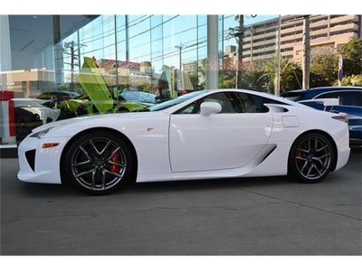 LEXUS LFA - 3