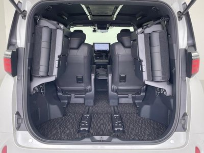2024 TOYOTA ALPHARD 缩略图 32
