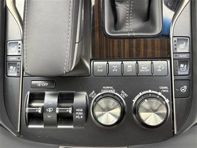 صورة مصغرة 15 لـ 2016 Lexus LX