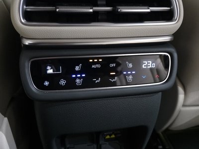 2024 Genesis GV80 thumbnail 19