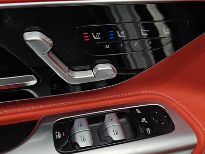 2025 Mercedes-BENZ SL thumbnail 29