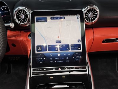 2025 Mercedes-BENZ SL thumbnail 18