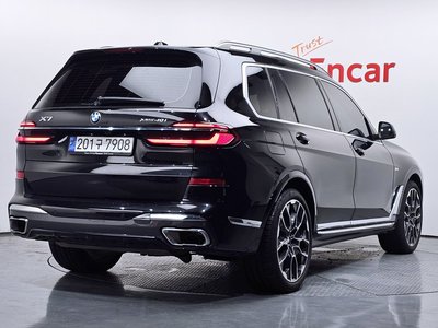 2024 BMW X7 照片 3