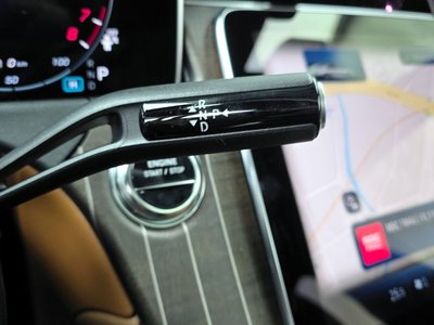 MERCEDES-BENZ E-CLASS - 9