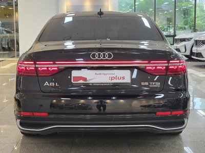 AUDI A8 - 3