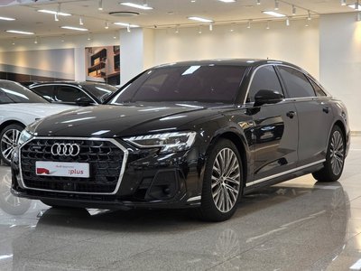 AUDI A8 - 1