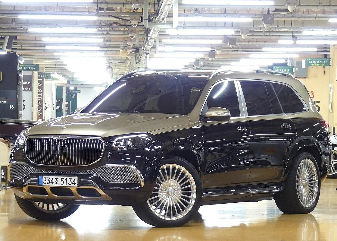 MERCEDES-BENZ GLS - View 1