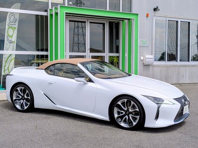 2020 Lexus LC CONVERTIBLE photo 3