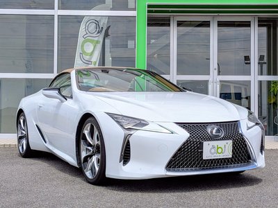 2020 Lexus LC CONVERTIBLE photo 2