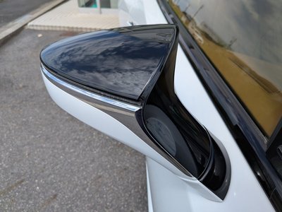 2020 Lexus LC CONVERTIBLE photo 8