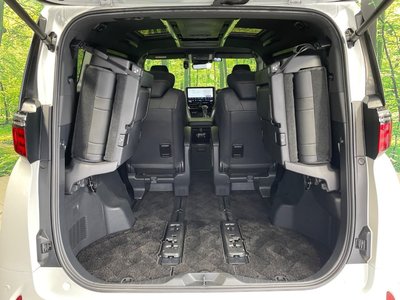 2023 Toyota ALPHARD — миниатюра 11