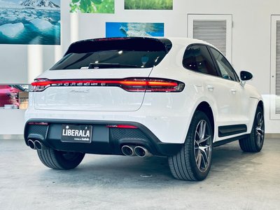 PORSCHE MACAN - 7