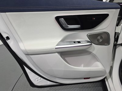 2023 Mercedes-BENZ EQE — миниатюра 15