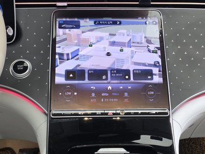 2023 Mercedes-BENZ EQE — миниатюра 21