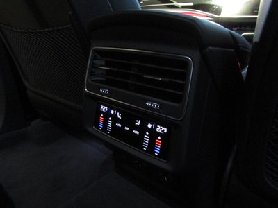 2025 AUDI Q7 — миниатюра 42
