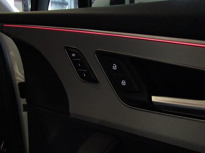 2025 AUDI Q7 — миниатюра 25