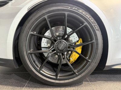 PORSCHE 911 - 10