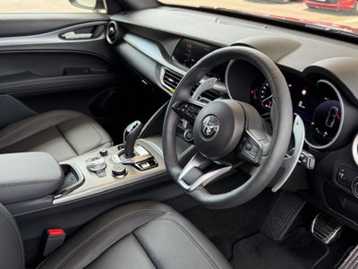 صورة 3 لـ 2025 ALFA Romeo STELVIO
