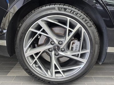 صورة 6 لـ 2022 Genesis G90