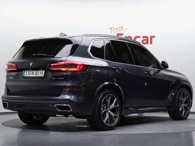 2021 BMW X5 photo 3