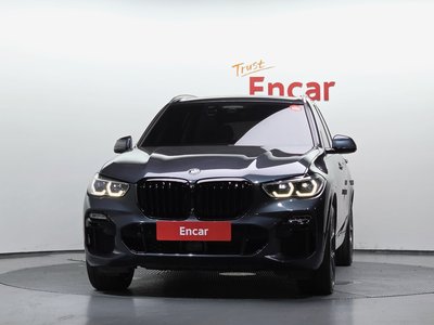 2021 BMW X5 photo 2