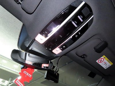 PORSCHE PANAMERA - 9