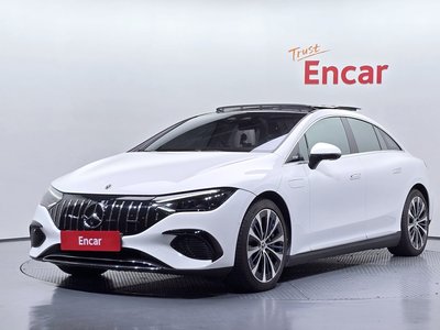 MERCEDES-BENZ EQE - 1