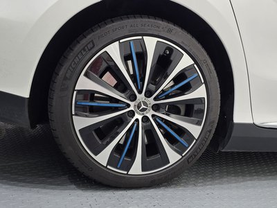 MERCEDES-BENZ EQE - 6