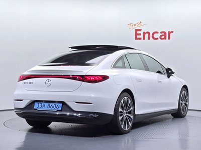 MERCEDES-BENZ EQE - 3