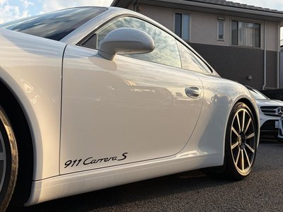 PORSCHE 911 - 10