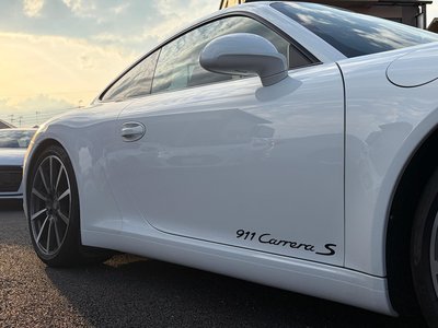 PORSCHE 911 - 9