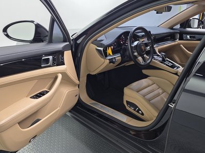 PORSCHE PANAMERA - 10