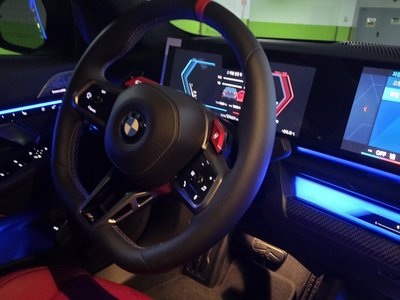 صورة مصغرة 17 لـ 2026 BMW M5