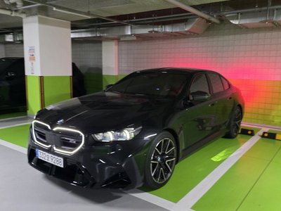 2026 BMW M5 照片 2