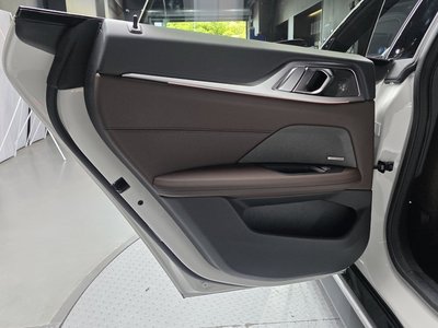 2025 BMW I4 缩略图 15