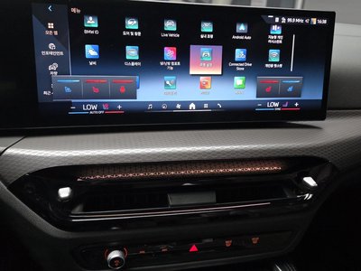 2025 BMW I4 缩略图 20