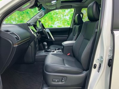 TOYOTA LAND CRUISER PRADO - 6