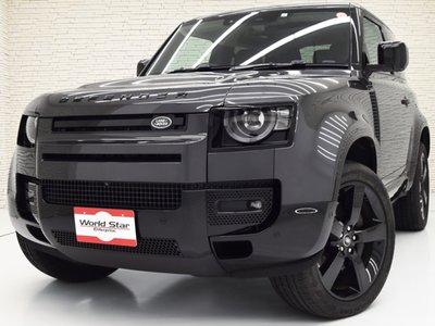 LAND ROVER DEFENDER - 1